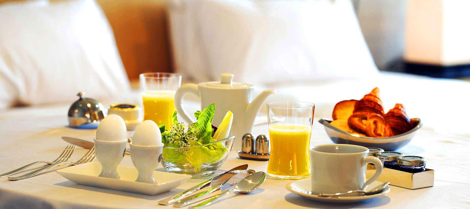 In Room Dining - Interior 1