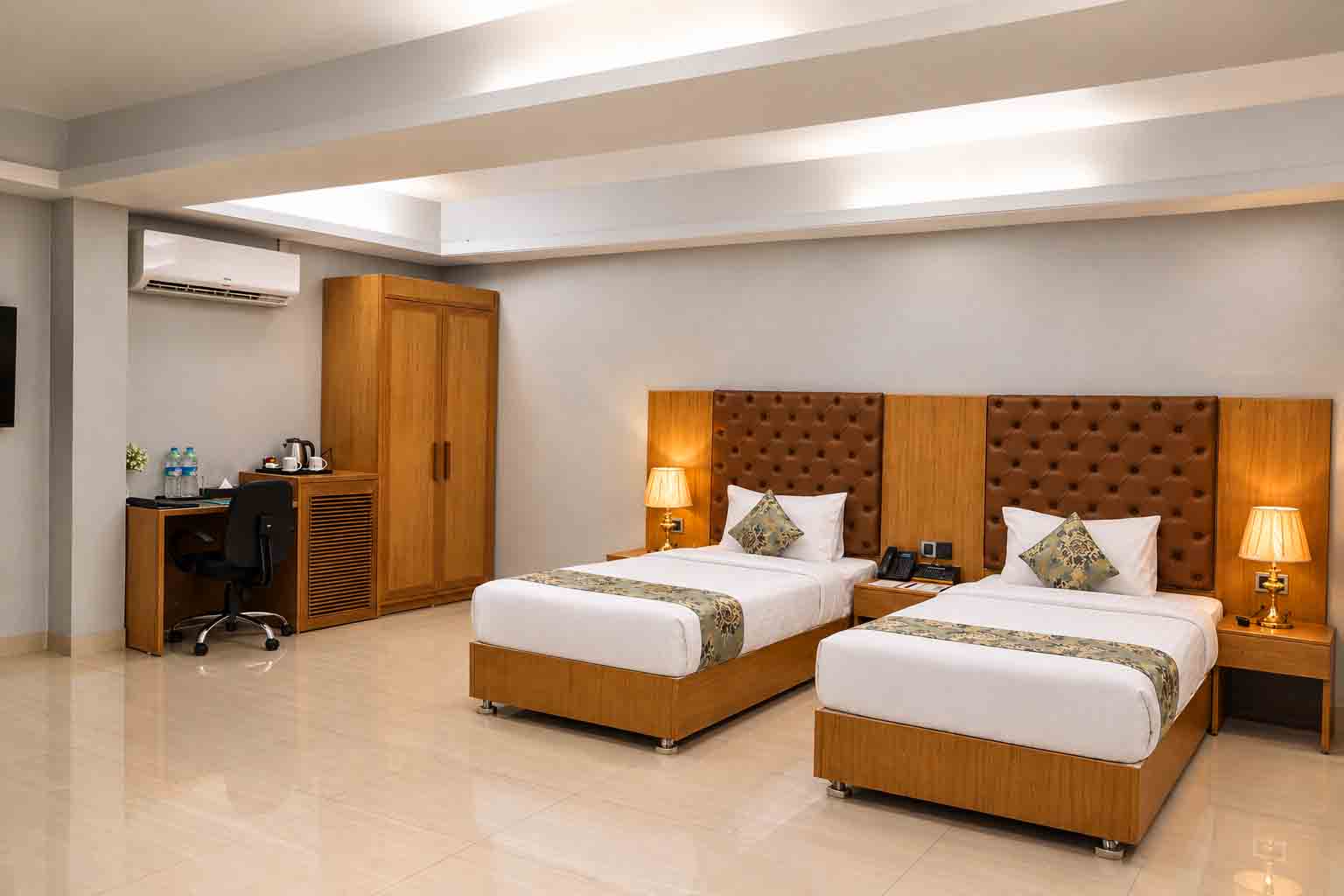 Deluxe Quad thumbnail